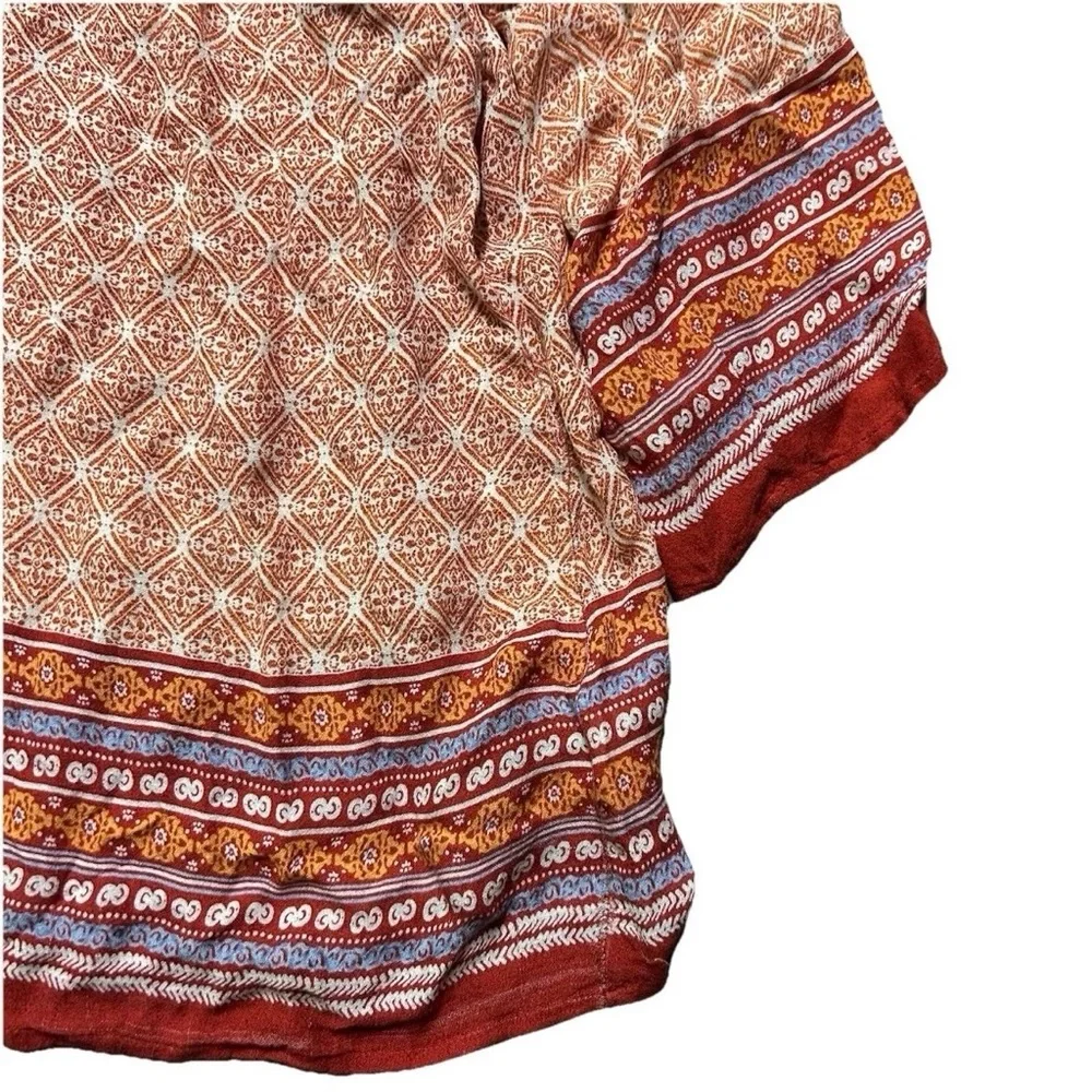 Women’s Plus Size Soirée Geometric Print Blouse Size 1X - Picture 2 of 4